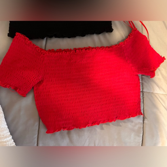 •3 shirt bundle• Smocked Off the shoulder Tops - Picture 8 of 13